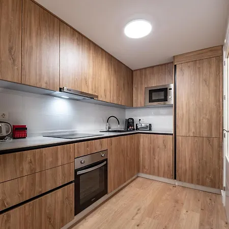 Mora Claros Apartamento *